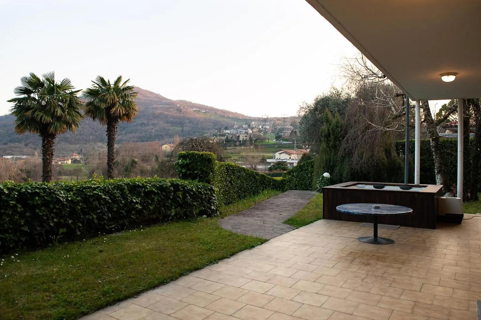 Exclusive Villa With Lake View-Private Spa Galbiate